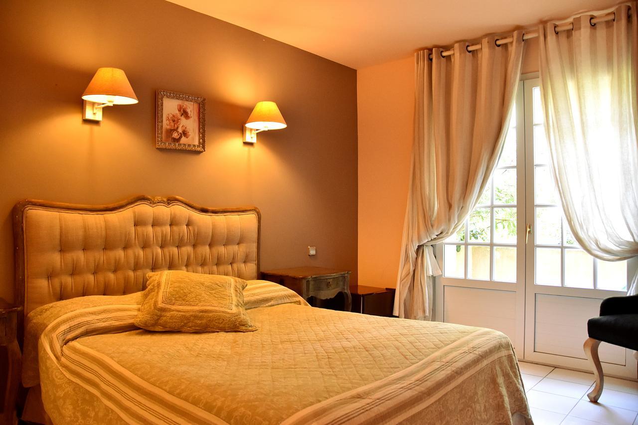 Hotel Les Mazets Des Roches Тараскон Екстер'єр фото