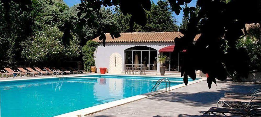 Hotel Les Mazets Des Roches Тараскон Екстер'єр фото